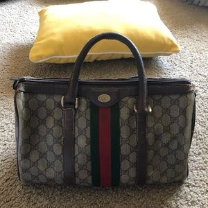 Authentic Gucci purse 1980s style
